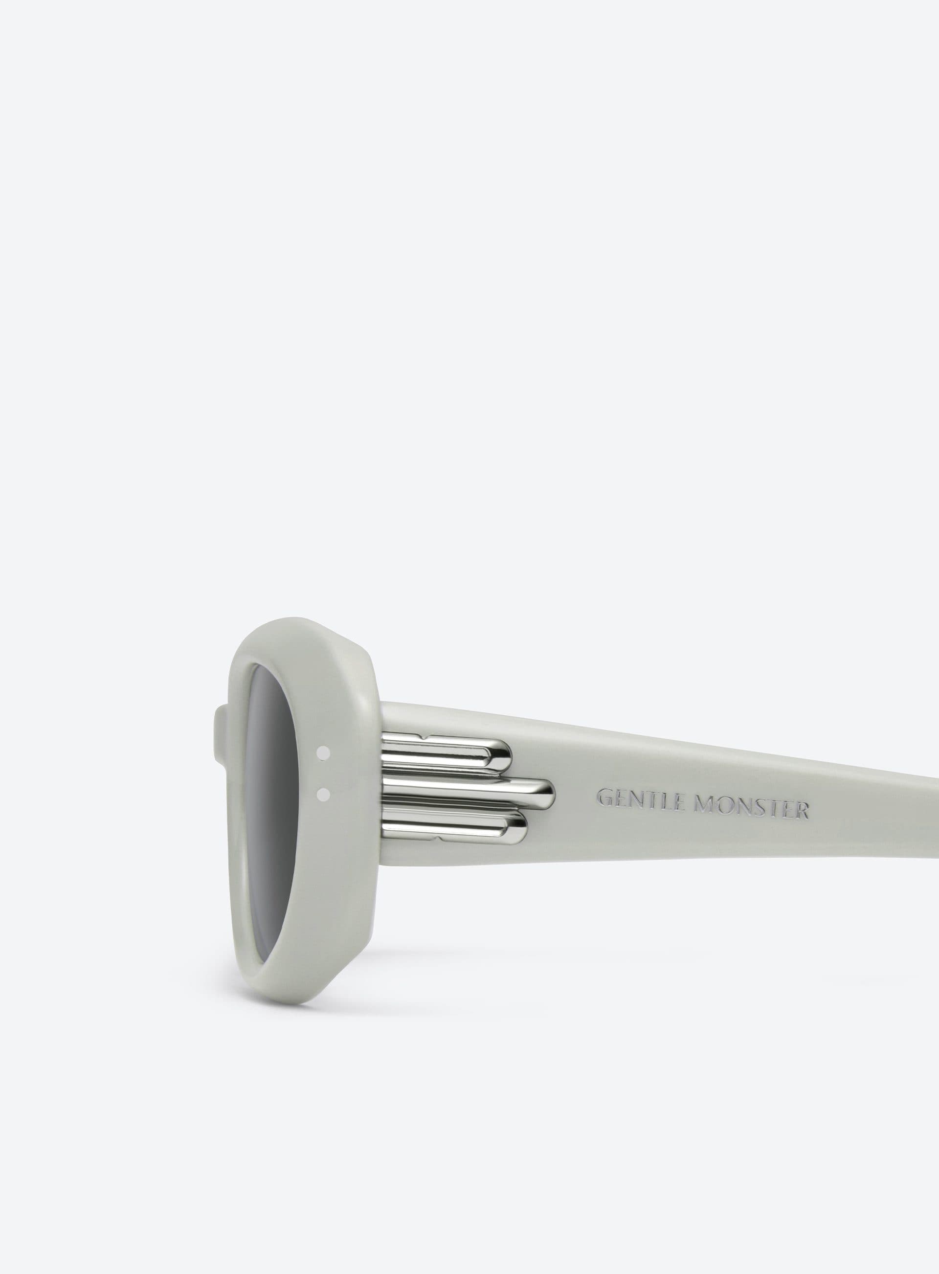 Blanc G12