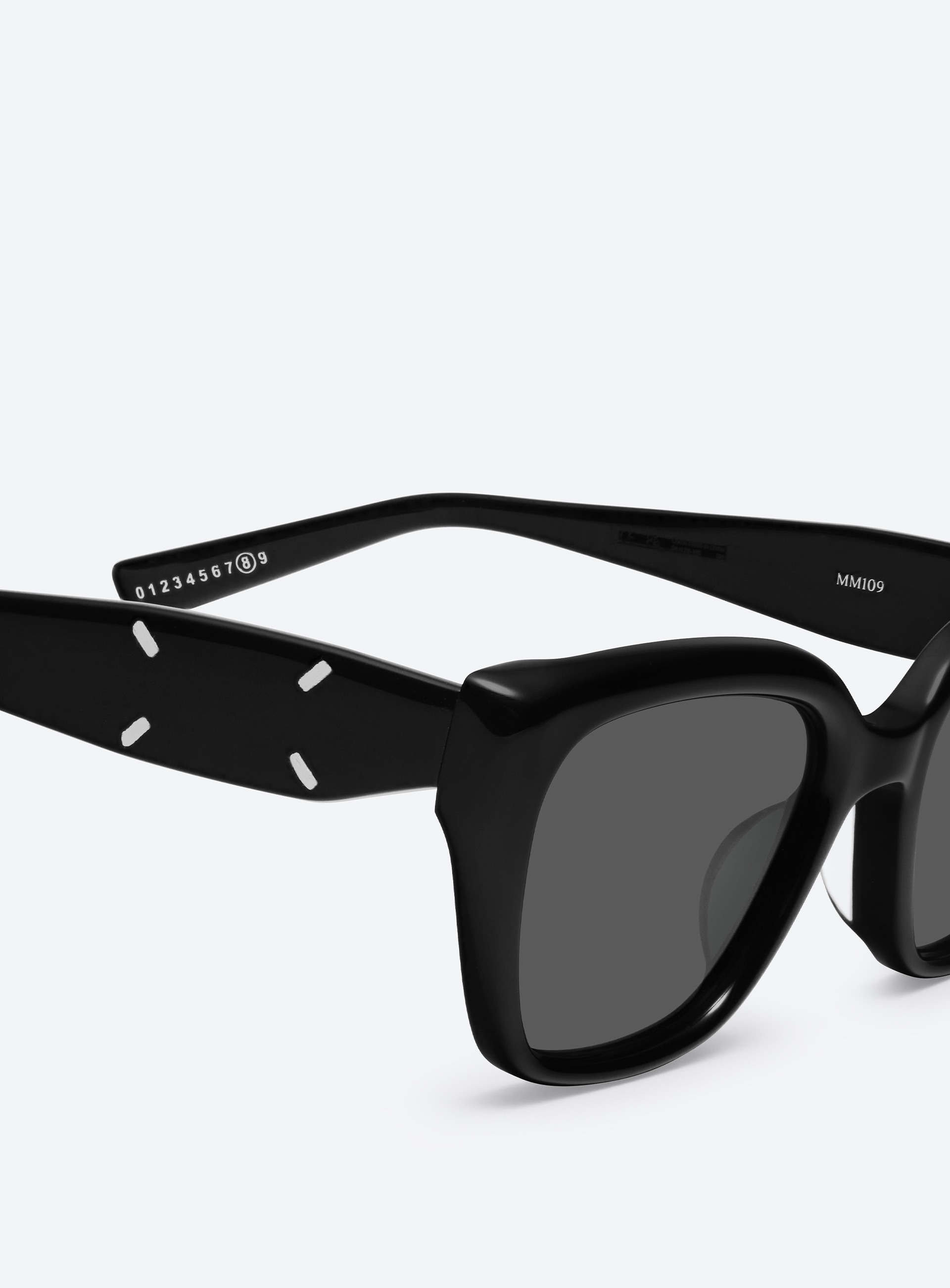 Maison Margiela - MM109 01 | Gentle Monster