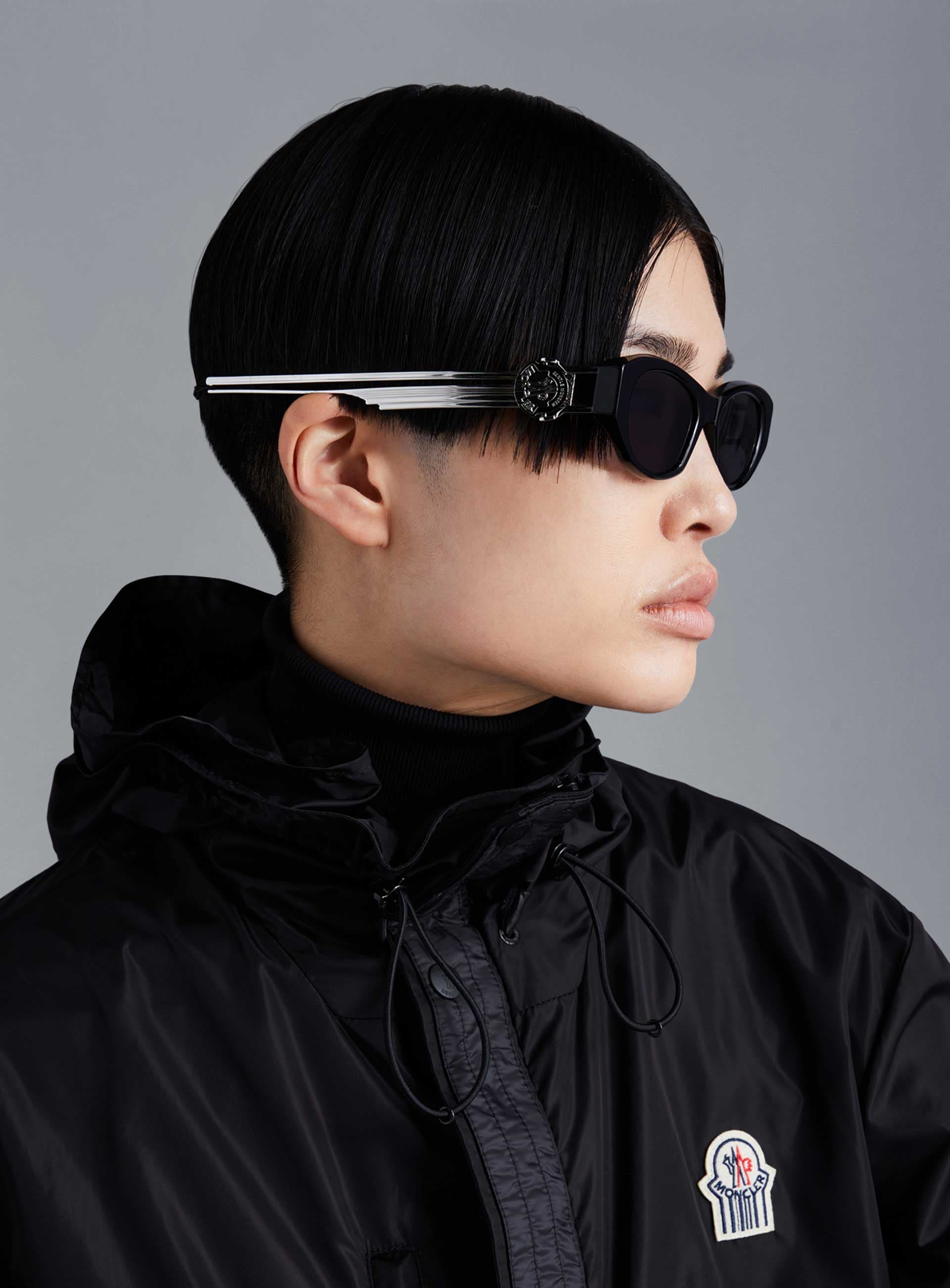 Moncler - Swipe 2 01